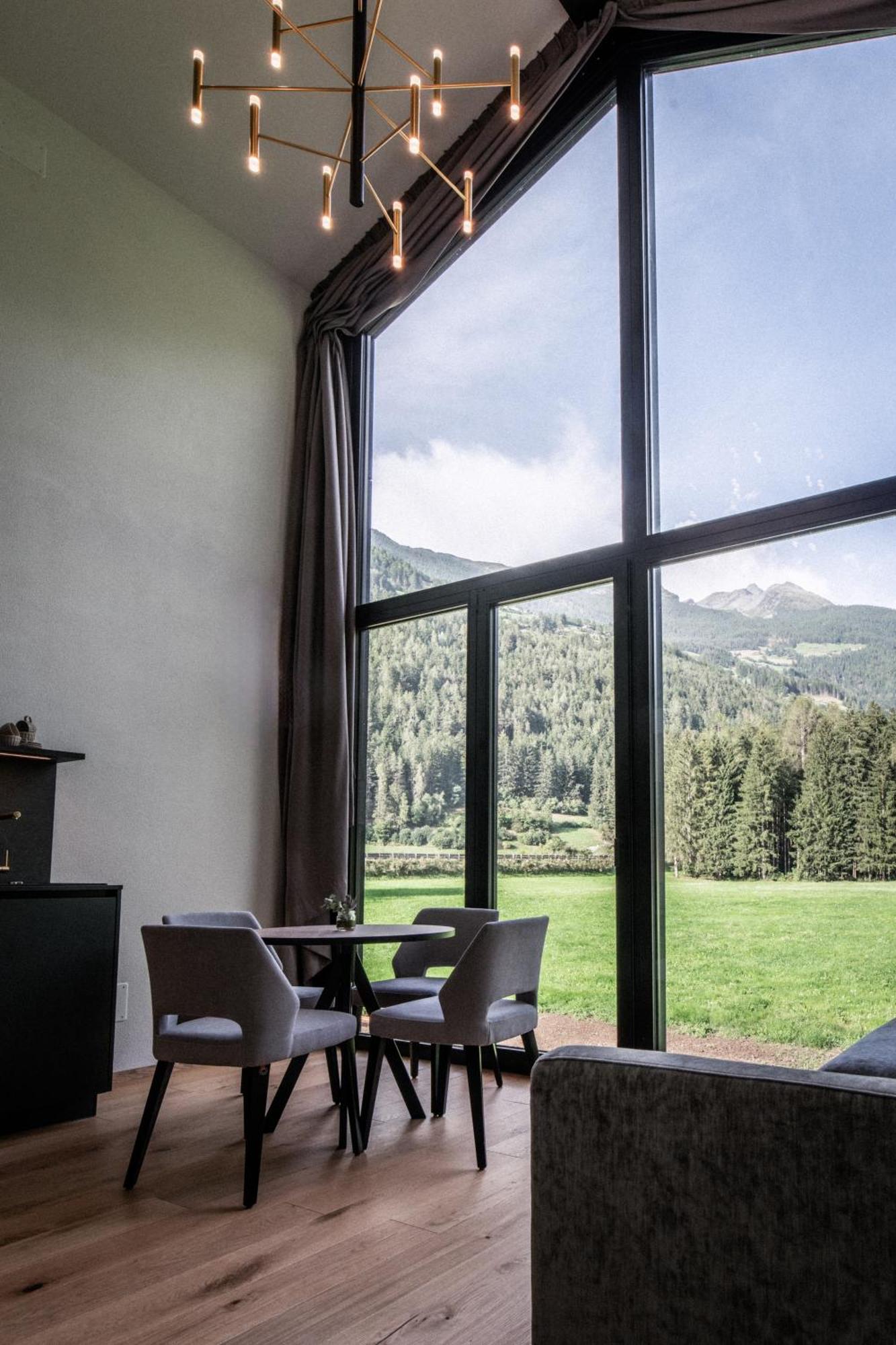 Sandgold Alpine Glamping Campo Tures Exterior photo